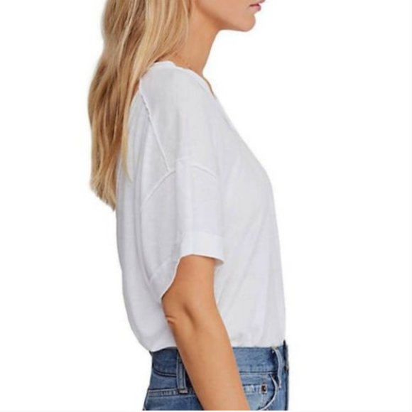 Free People All Mine Back Cutout T Shirt Top in Ivory Size M - Picture 3 of 4
